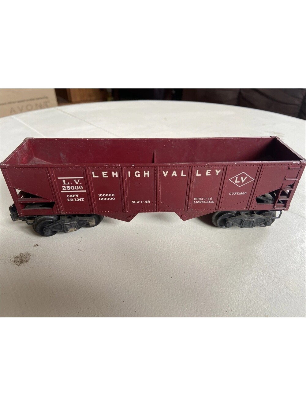 LIONEL #6456 Lehigh Valley 2 Bay Hopper Car Maroon Model Train Scale O Gauge